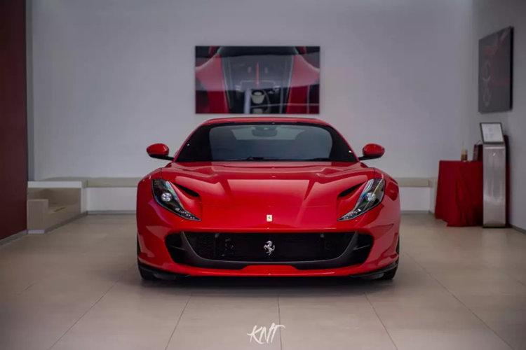 Sieu ngua Ferrari 812 GTS dau tien sap ve Viet Nam