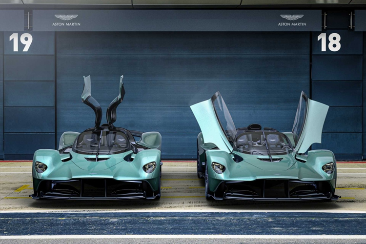 Sieu dai gia chi gan 80 ty dong mua Aston Martin Valkyrie Spider mui tran-Hinh-3