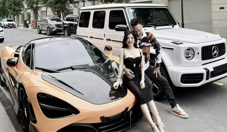 Huan hoa hong chi gan 15 ty tau sieu xe McLaren 720S