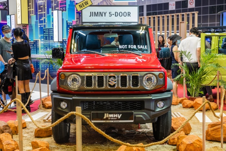 Chi tiet Suzuki Jimny phien ban 5 cua-Hinh-2