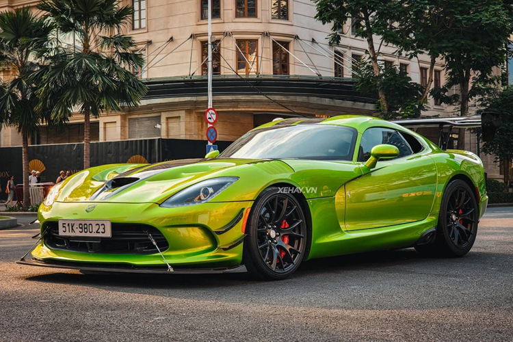 Can canh sieu xe 'ran doc' gioi han 31 chiec Dodge Viper ACR