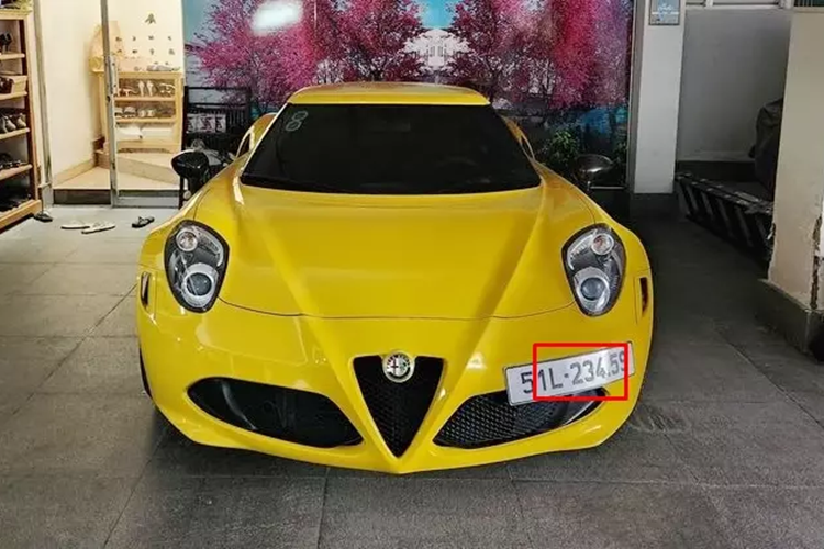 Alfa Romeo 4C Launch Edition hon 4 ty trung bien doc 12345