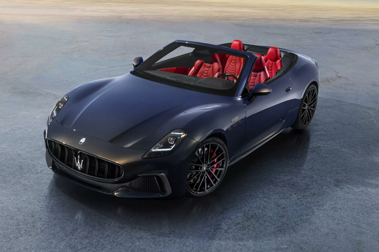 Chi tiet Maserati GranCabrio 2024 hon 4,7 ty dong