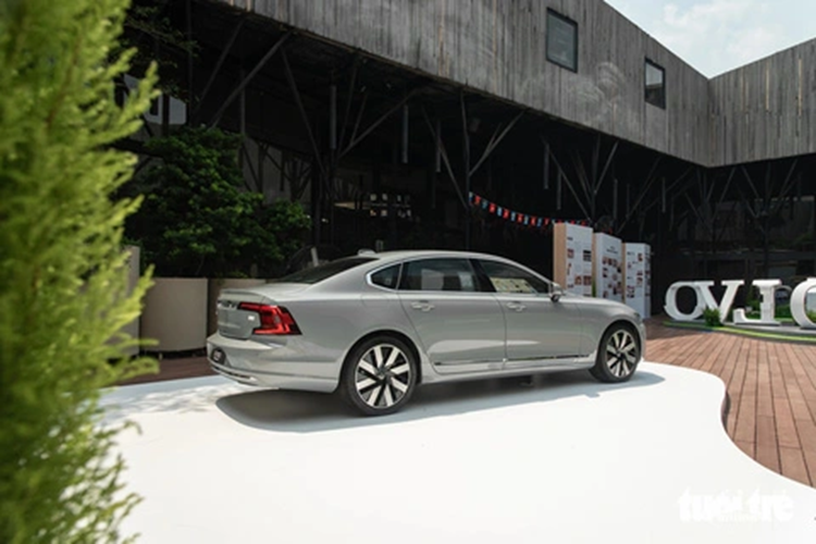 Volvo S90 Recharge Ultimate 2024 chinh thuc ra mat o Viet Nam-Hinh-9