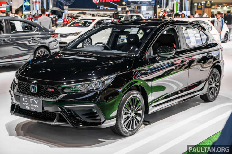 Honda City hatchback phien ban nang cap gia re co gi hay?