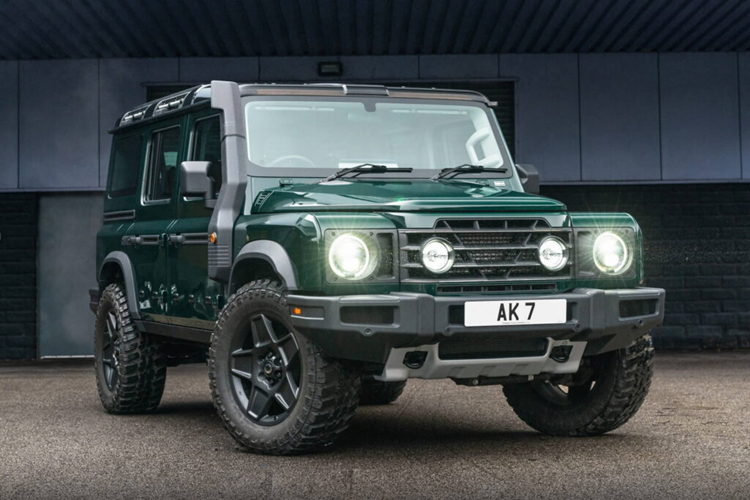 Ineos Grenadier co dien mao hao hao Land Rover Defender