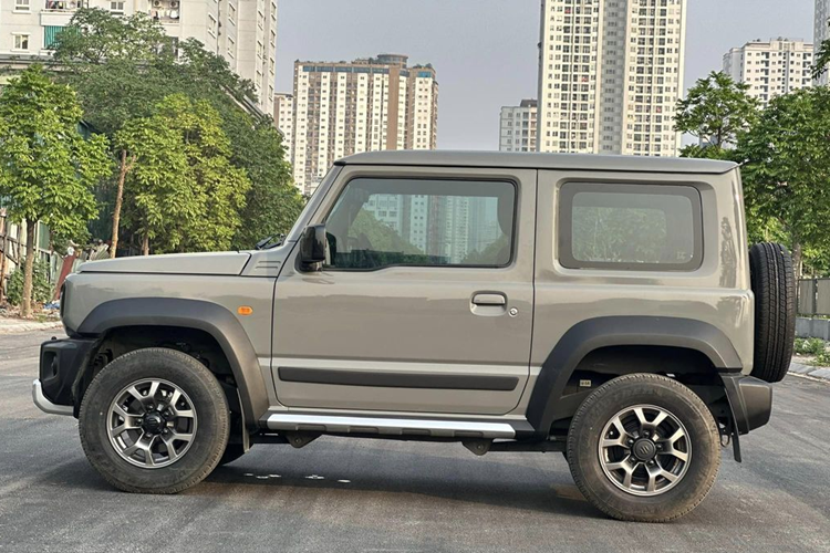 Suzuki Jimny 2024 sieu luot gia re-Hinh-4