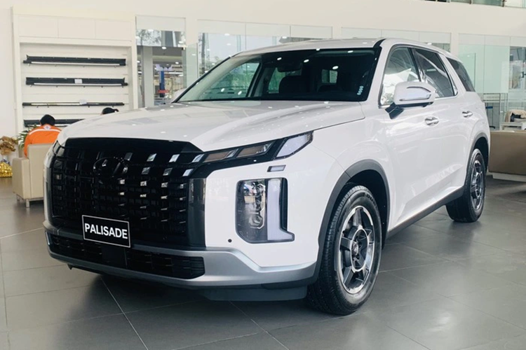 Hyundai Palisade san xuat nam 2023 duoc giam gan 150 trieu-Hinh-2