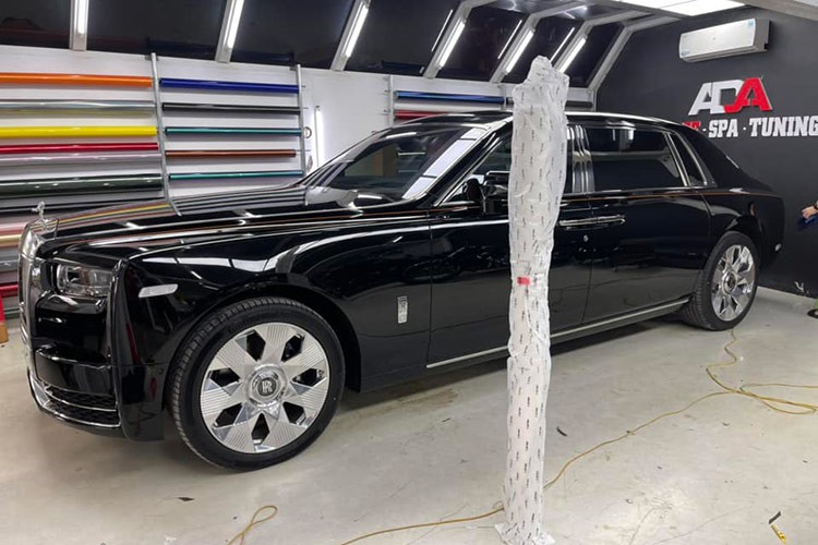 Dai gia Thanh Hoa chi 50 ty tau 'biet thu' Rolls-Royce Phantom VIII-Hinh-10