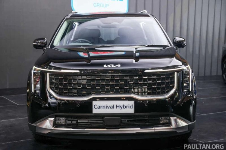 Chi tiet Kia Carnival hybrid 2025 gia toi 2,2 ty dong-Hinh-2