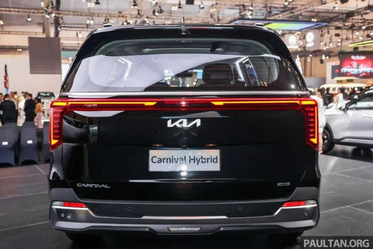 Chi tiet Kia Carnival hybrid 2025 gia toi 2,2 ty dong-Hinh-5