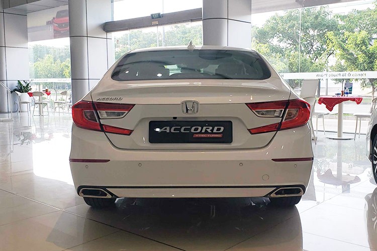 Nguoi mua Honda Accord duoc huong uu dai toi 220 trieu dong-Hinh-4