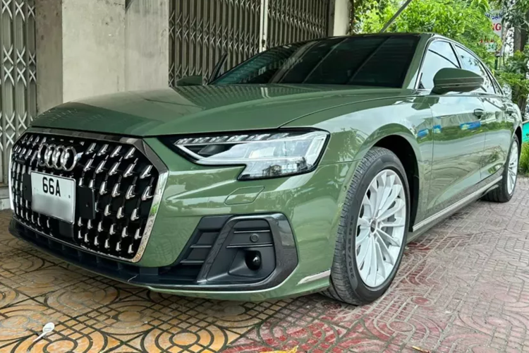 Audi A8L cua dai gia mien Tay mua 1 thang lo hon 1 ty dong-Hinh-2