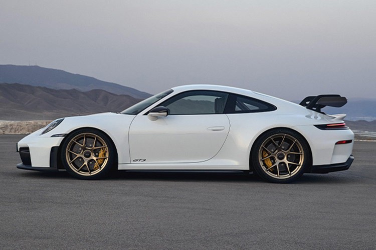 Porsche 911 GT3 2025 cai tien nhe, co gia hon 5,6 ty dong-Hinh-14