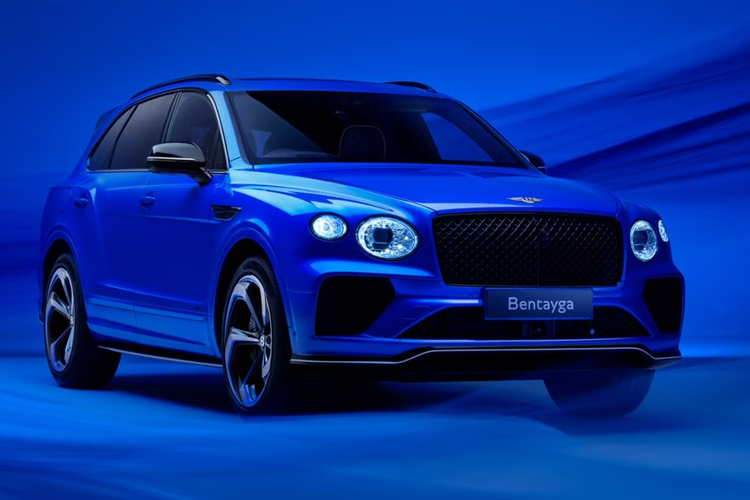 Tan muc Bentley Bentayga S mau “sapphire”