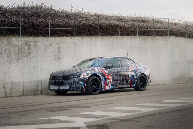 He lo BMW M3 Neue Klasse EV chay dien hoan toan moi