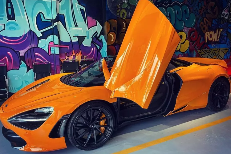 Dai gia Vung Tau khoe McLaren 720S Spider trong dan xe 200 ty-Hinh-3