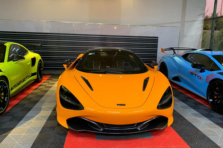 Dai gia Vung Tau khoe McLaren 720S Spider trong dan xe 200 ty-Hinh-4