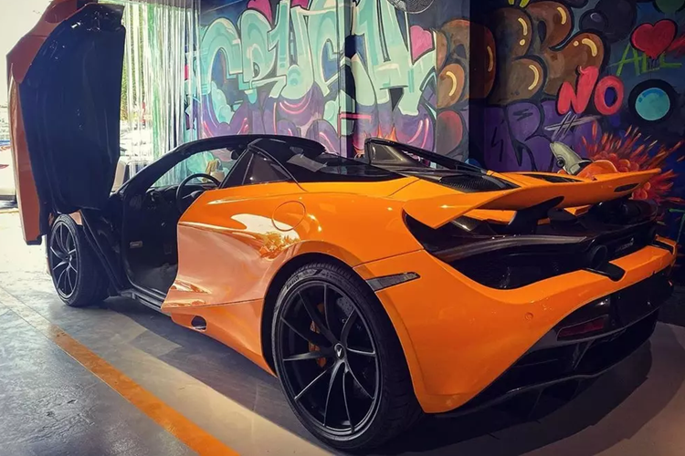 Dai gia Vung Tau khoe McLaren 720S Spider trong dan xe 200 ty-Hinh-7