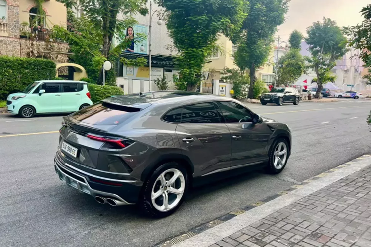 Sieu xe Lamborghini Urus chay 1.345km gia hon 10 ty-Hinh-6