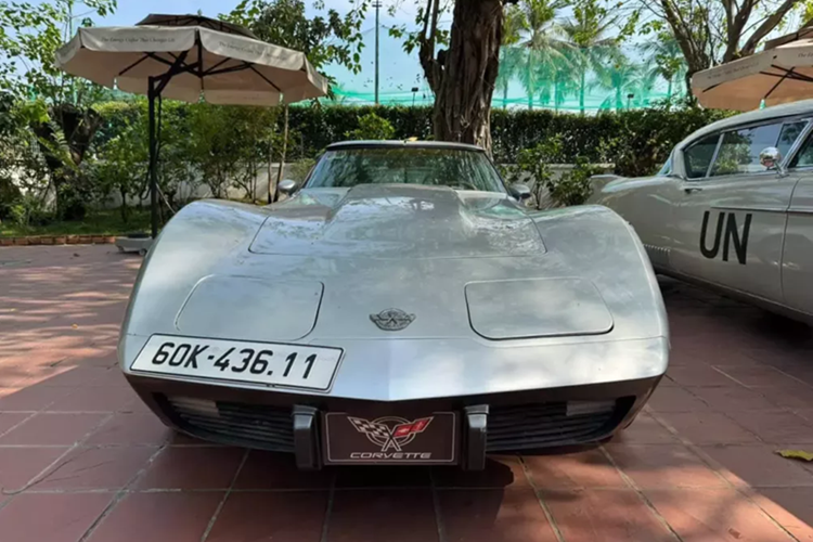 Ngam Chevrolet Corvette C3 Stingray cua dai gia Dang Le Nguyen Vu