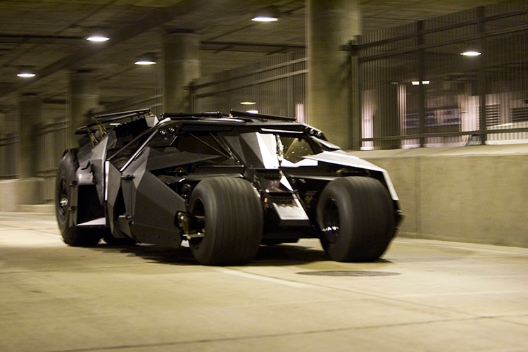 10 chiec Batmobile Tumbler gia ban ra tu hon 71 ty dong-Hinh-8