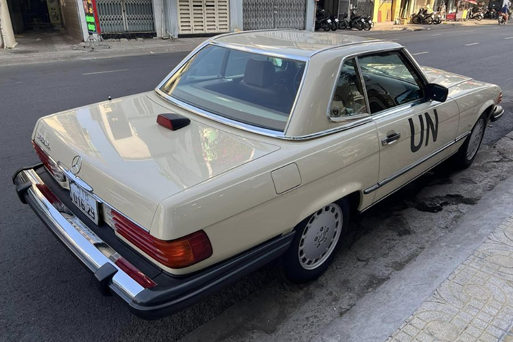 Xe co Mercedes-Benz 380 SL cua vua ca phe xuong pho Sai Gon-Hinh-8