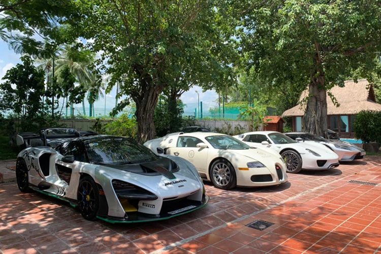 Ky niem 13 nam sieu pham Bugatti Veyron gan 50 ty co mat tai Viet Nam-Hinh-10