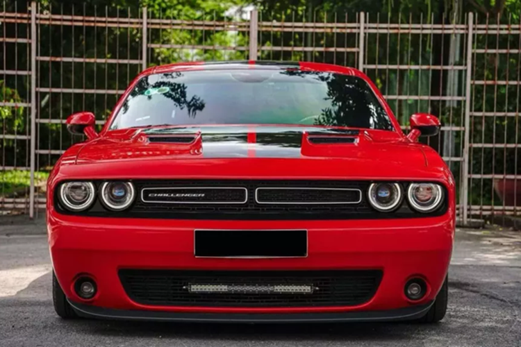 Hang hiem Dodge Challenger SXT rao ban hon 2 ty-Hinh-3