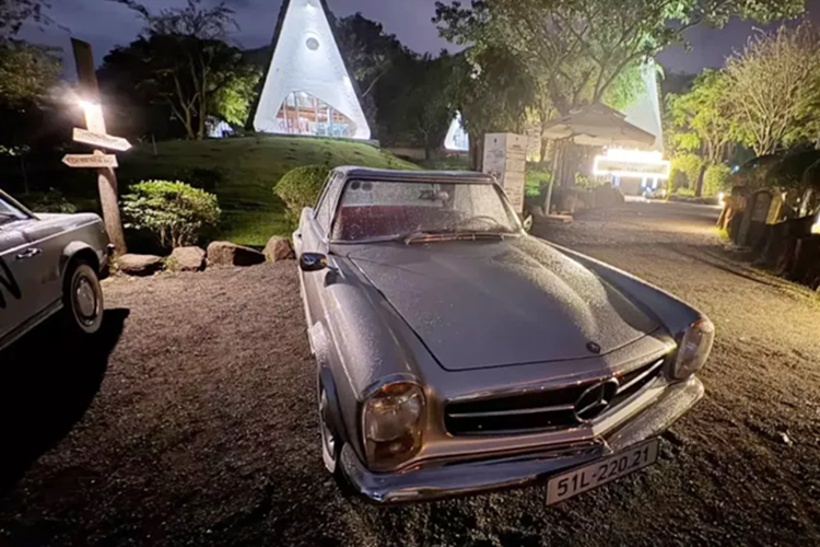 Dai gia Dang Le Nguyen Vu so huu Mercedes-Benz 250SL sieu doc-Hinh-5