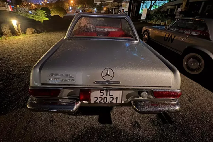 Dai gia Dang Le Nguyen Vu so huu Mercedes-Benz 250SL sieu doc-Hinh-9