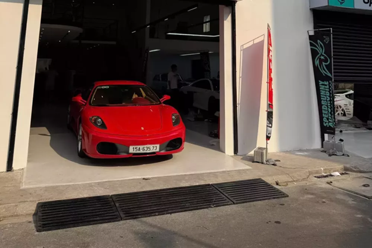 Lo dien Ferrari F430 bien Hai Phong sau khi 'mat tich bi an'