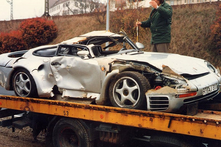 Porsche 959 Speedster 1987 doc nhat len san voi 44,1 ty dong-Hinh-4