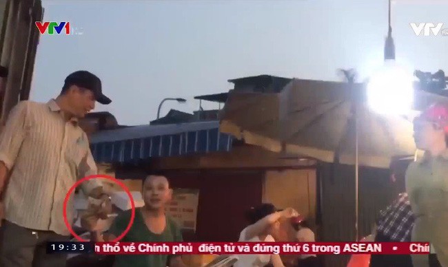 Phong su 'Tham nhap bang nhom bao ke cho Long Bien' bi rut khoi giai Bao chi quoc gia