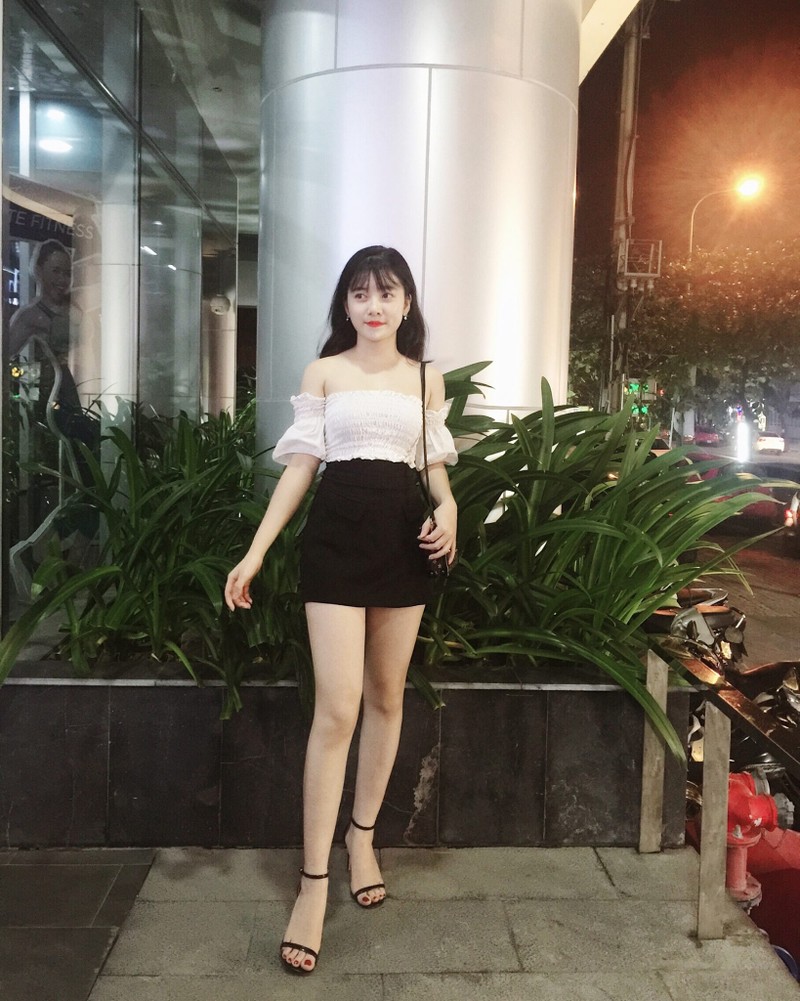 Nhan sac hotgirl moi gioi mai dam khong thua dien vien hoa hau-Hinh-14