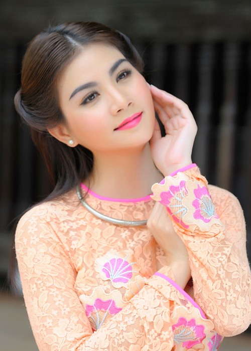 Diễn viên Kha Ly từng bị thầy giáo quấy rối được biết đến ra sao? - Hình 5 Dien vien Kha Ly tung bi thay giao quay roi duoc biet den ra sao?-Hinh-5