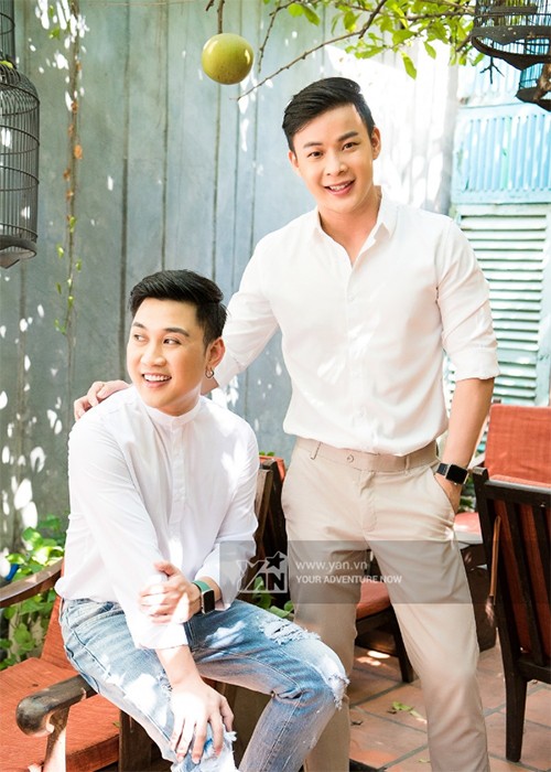 Chuyen tinh “thanh hat nhep” Don Nguyen va hot boy kem 8 tuoi