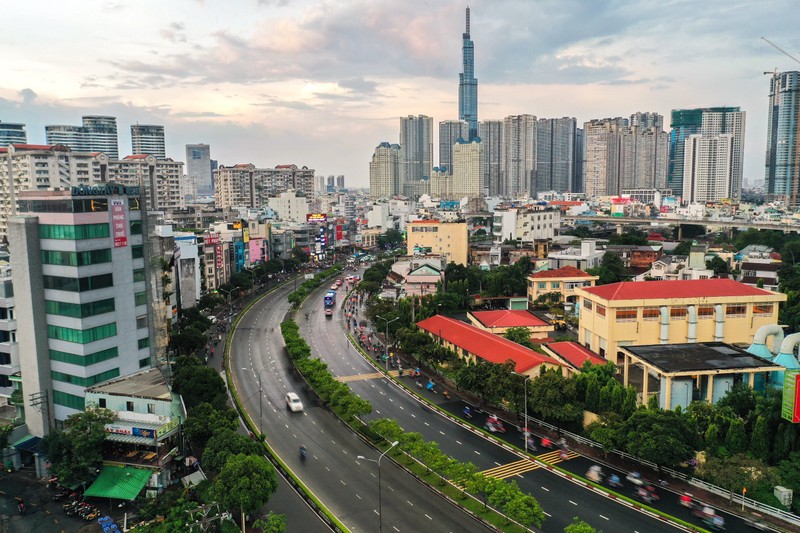 Duong Nguyen Huu Canh - ron ngap o Sai Gon 'cong' hon 17.000 can ho