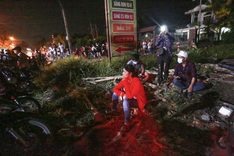 Nguoi dan an ngu vat vo ca dem o hien truong Tuan Khi bi tieu diet-Hinh-8