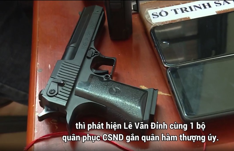 Gia danh cong an lua phu nu vao nha nghi quan he tinh duc, lua dao-Hinh-5