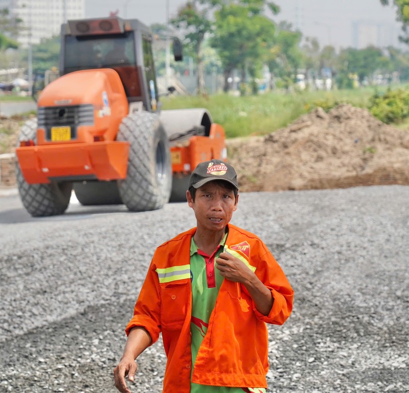 Tac nghiep tai du an Quoc lo 50, mot phong vien bi hanh hung