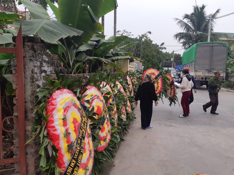 Tai nan o Hai Duong: Khan tang phu trang mot vung que-Hinh-6