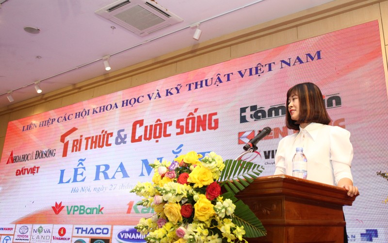 Long trong Le ra mat Bao Tri thuc va Cuoc song-Hinh-2