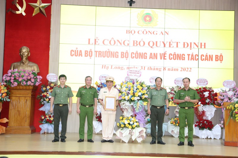 Dai ta Dinh Van Noi noi gi khi lam Giam doc Cong an Quang Ninh?-Hinh-4