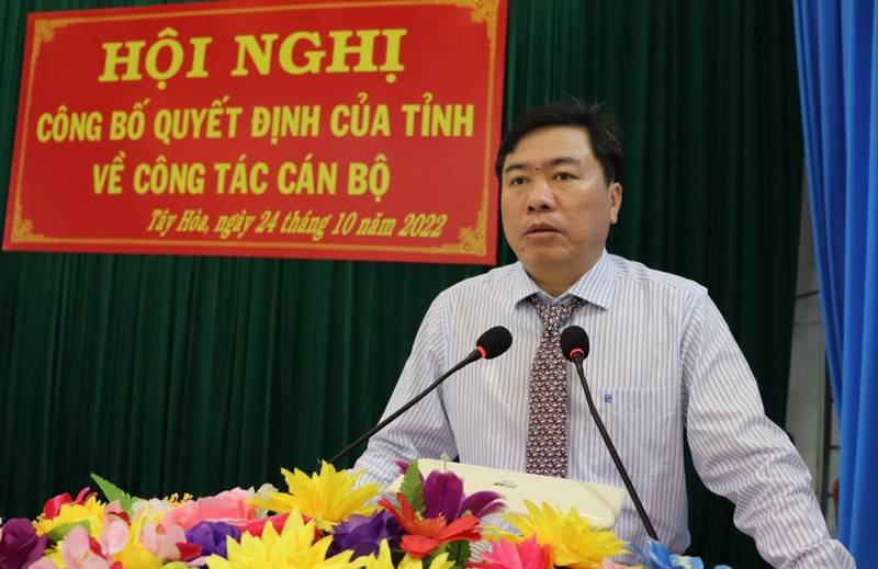 Duong quan lo cua Chu tich tinh Phu Yen Tran Huu The vua bi mien nhiem-Hinh-7