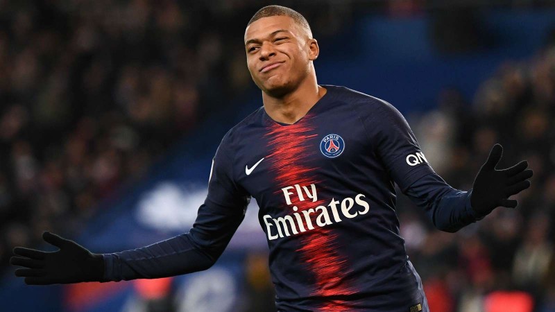 Truoc tran PSG - MU, Louis Saha canh bao ve Mbappe la 'khong the can pha'