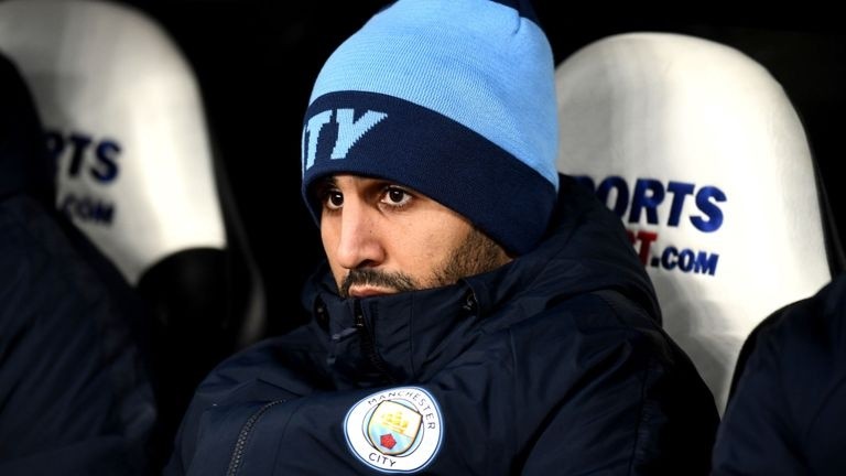 Guardiola 'buon va xin loi' vi da khien Mahrez ngoi du bi thoi gian qua-Hinh-2