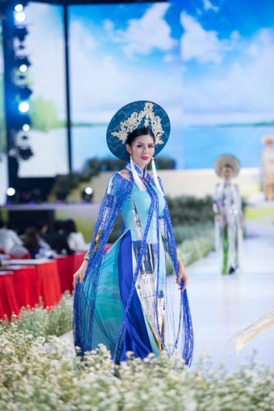 Festival Ao dai 2019: Quy tu hang tram hoa hau, nguoi mau, dien vien noi tieng