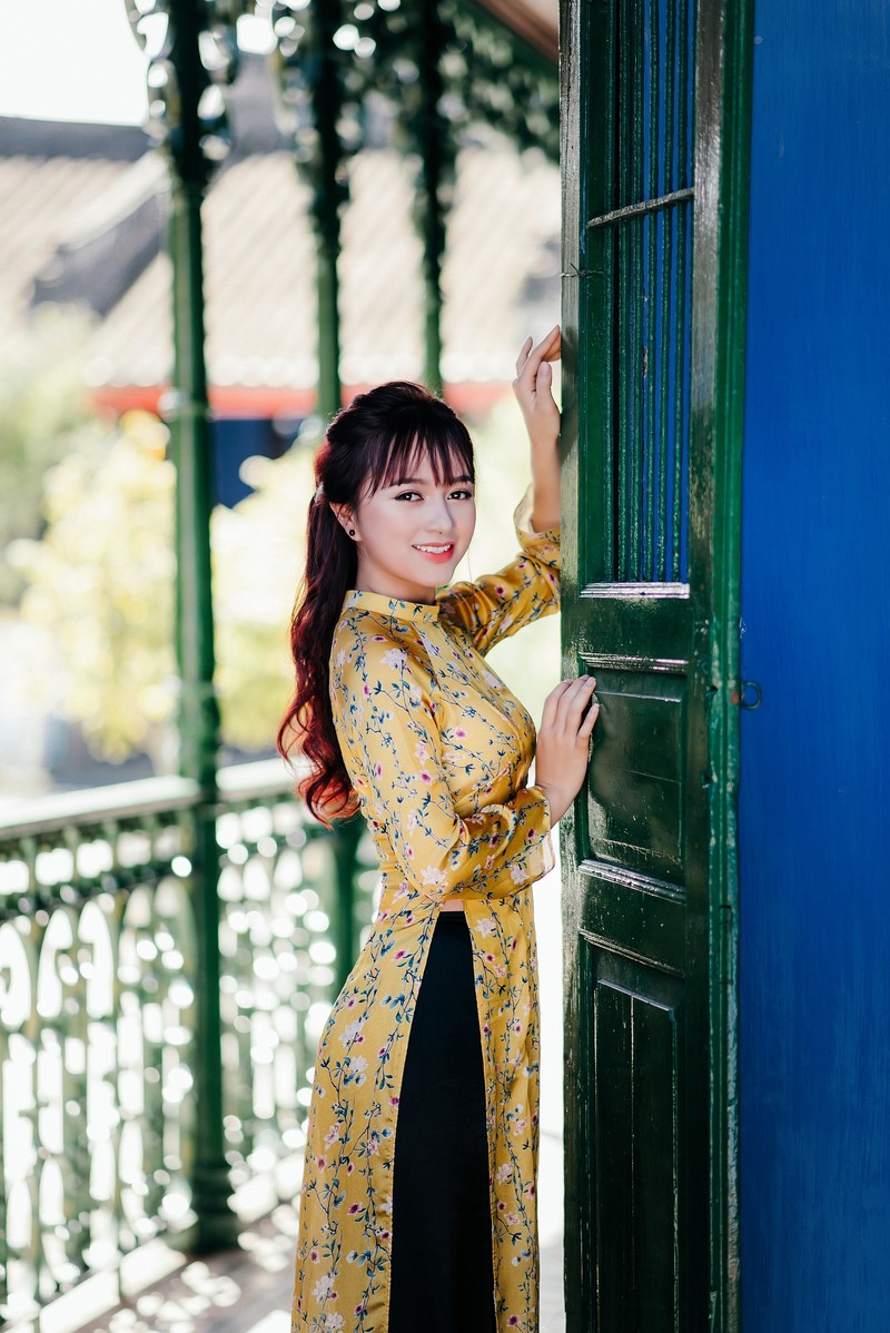 Gia Han, giong ca tru tinh Sao Mai dam tham trong ta ao dai truyen thong-Hinh-12