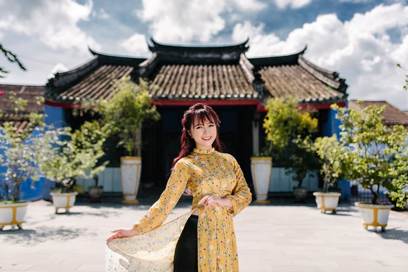 Gia Han, giong ca tru tinh Sao Mai dam tham trong ta ao dai truyen thong-Hinh-8